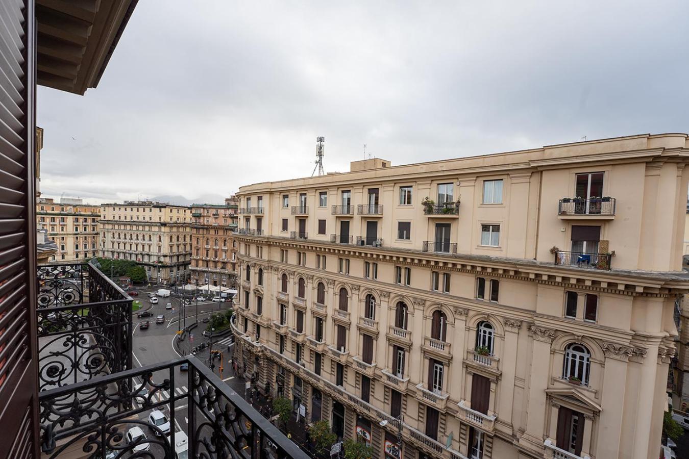 P.C. Boutique H. De Gasperi, Napoli Centro, By Clapa Group Hotel Eksteriør billede